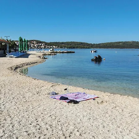 アパート Awesome In Okrug Gornji