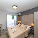 Apartment Awesome In Okrug Gornji With Wifi