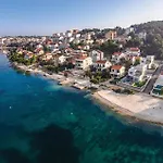 Awesome In Okrug Gornji Apartman Trogir