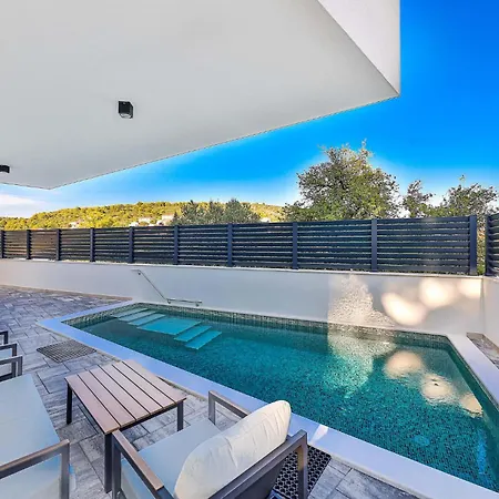 Lejlighed Awesome In Okrug Gornji Trogir