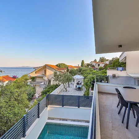 Awesome In Okrug Gornji * Trogir